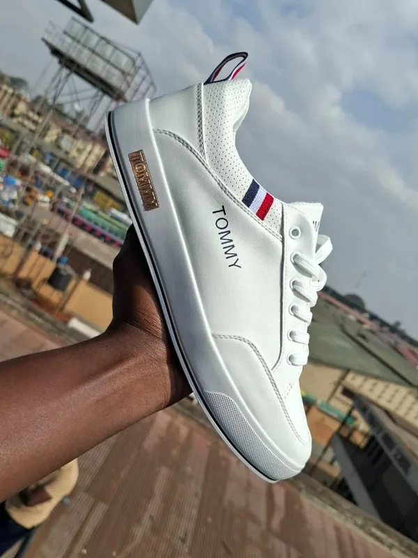 *⚠️Tommy Hilfiger casual💫🛒🛍️* additional