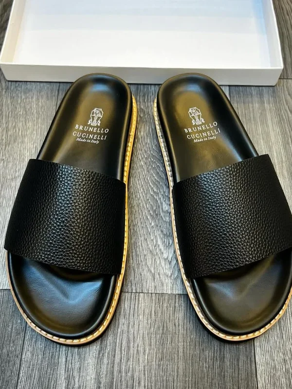 *⚠️Men sandals OG*💫🛒🛍️ * additional