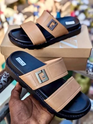 *⚠️Men sandals OG*💫🛒🛍️ *