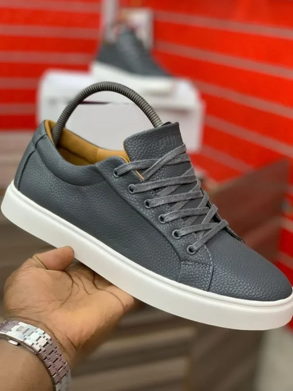 Genuine Leather Puma Sneakers additional