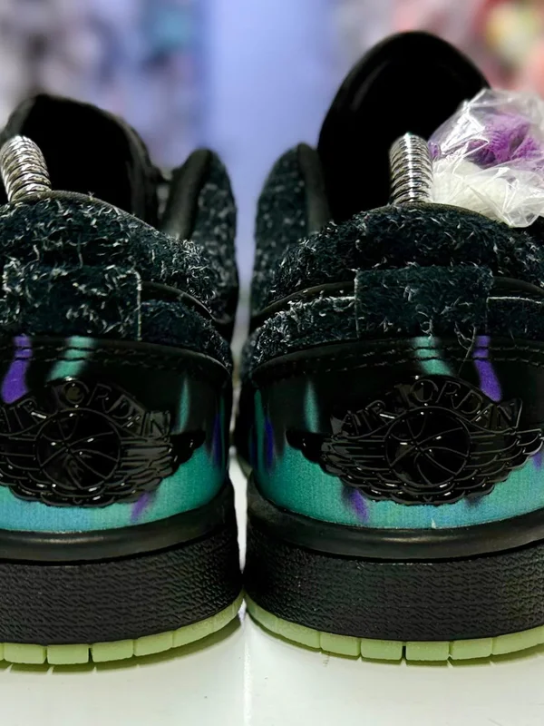 *⚠️Air jordan 1 “Fortune Fly Glow In The Dark"*💫🛒🛒 additional