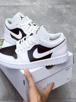 *⚠️Jordan 1 panda*💫🛒🛍️ *